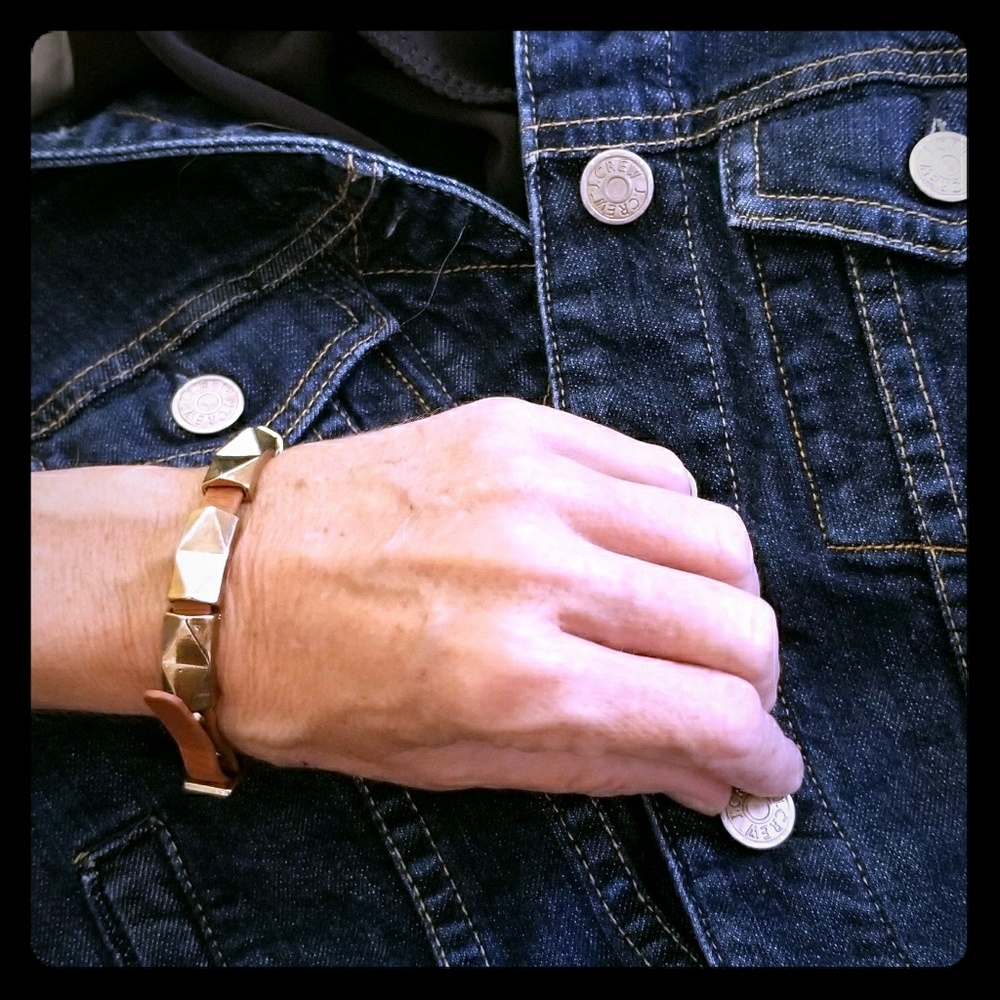 Leather bracelet